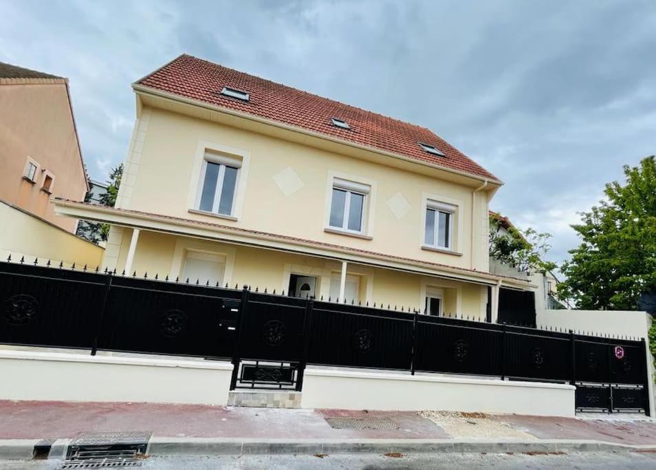 Best Holliday Home For Family Newly Renovated Garges-lès-Gonesse Extérieur photo